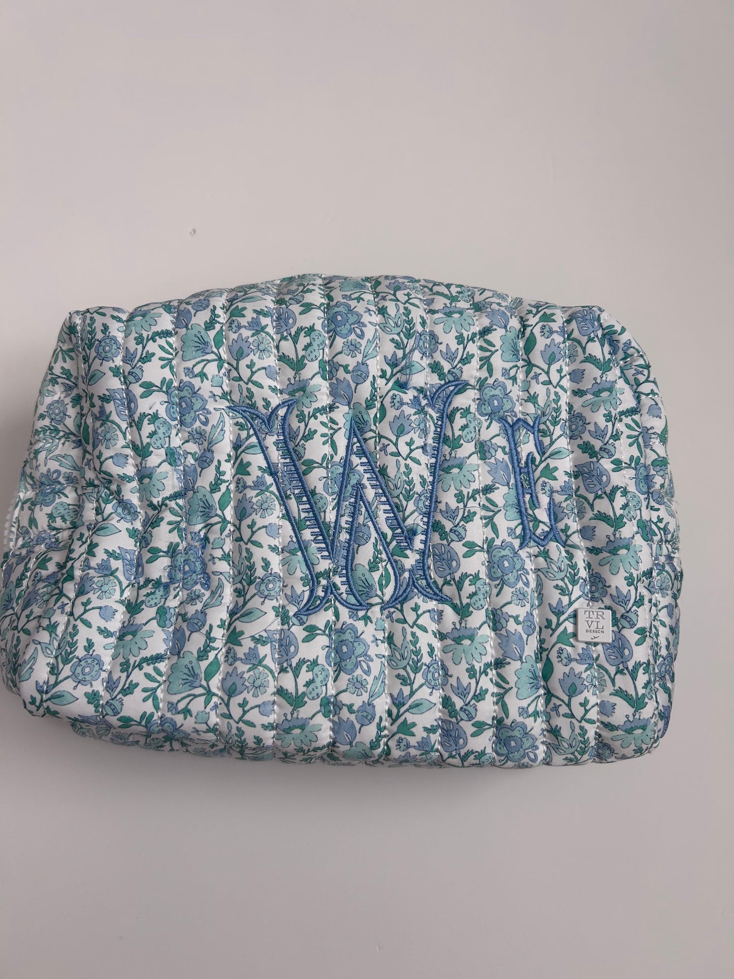 Imperfect ‘we’ Hamptons floral quilted everyday bag