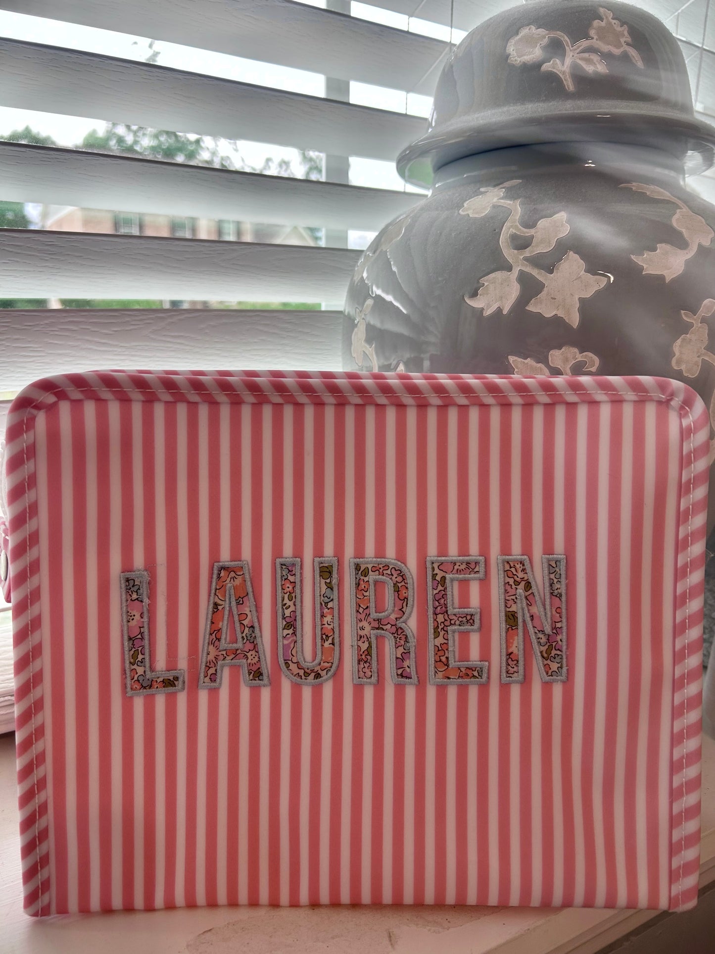 Imperfect "Lauren" large roadie